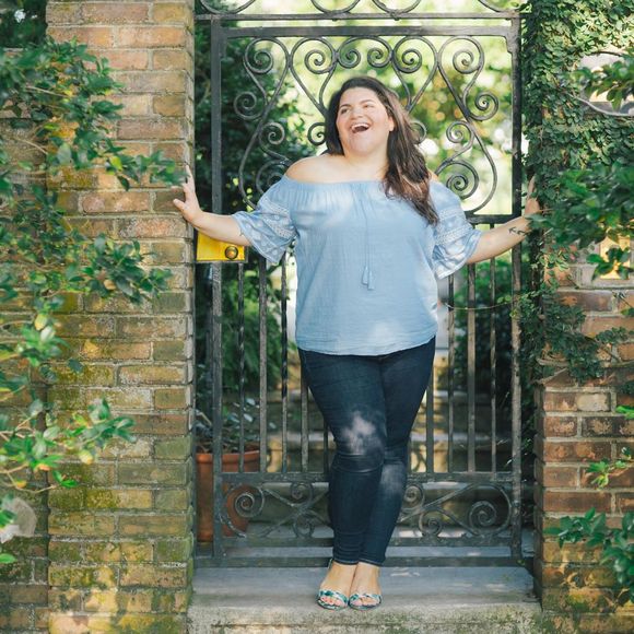 Meet your Posher, Taylor - Picture 1 of 1